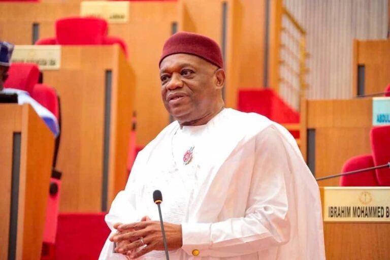 Ana yunkurin tsige Akpabio daga shugabancin majalisar dattawan Nijeriya – Sanata Uzor Kalu