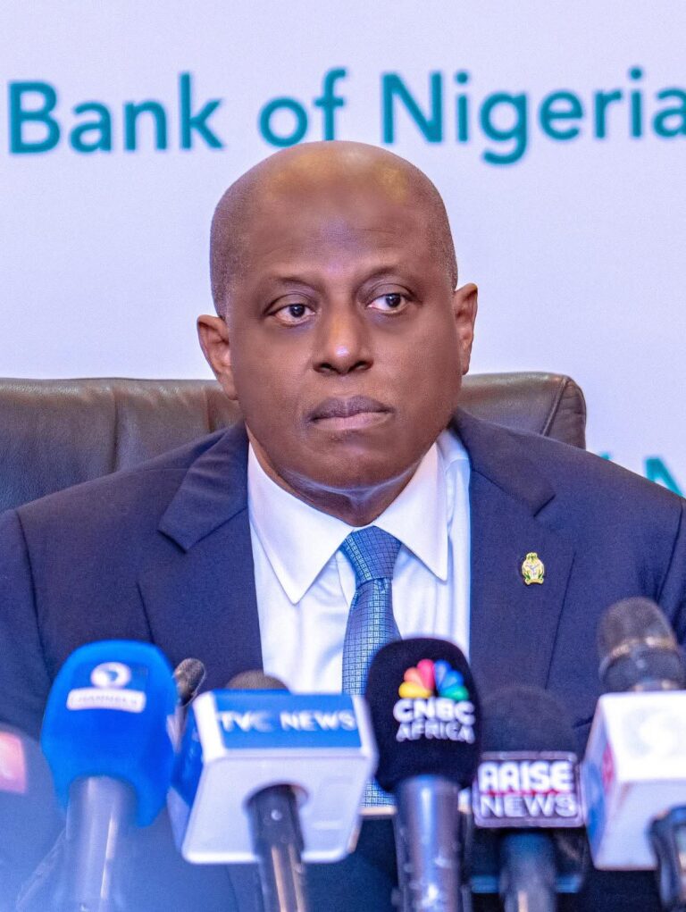 Bankunan Nijeriya za su fara cire harajin N50 daga masu tura kudi ta banki da suka kai N10,000