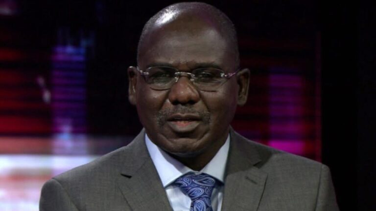 Babu wata alama da ke nuna cewa Nijeriya za ta rushe – Tukur Buratai