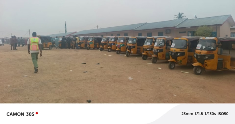 Ƴan adaidaita ne suka yi jigilar kayan zaben kananan hukumomin Abuja