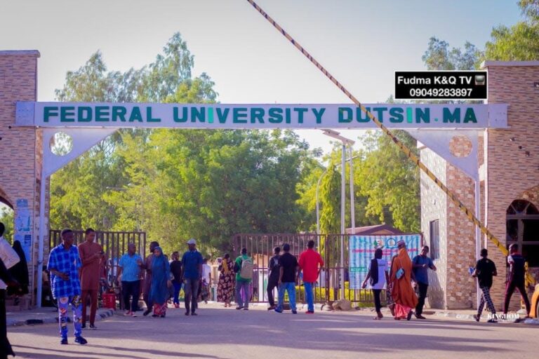 Jami’ar Tarayya da ke Dutsin-ma a Katsina ta dakatar da dalibai 20 saboda satar jarabawa
