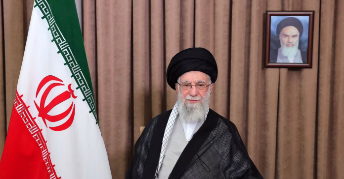 Tsohon jagoran Iran Ayatollah Ali Khamenei.